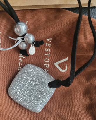 collana ciondolo vestopazzo nuova con cartellino