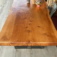 Tavoli in legno massello 