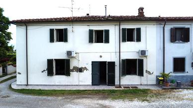 CASA INDIPENDENTE A PISTOIA