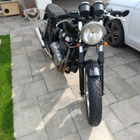 Triumph thruxton 900