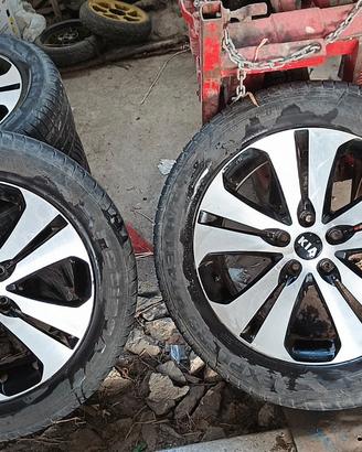 cerchi e gomme Kia Sportage 2010-16