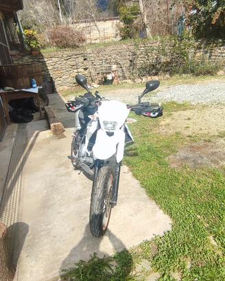 Yamaha XT 125 R