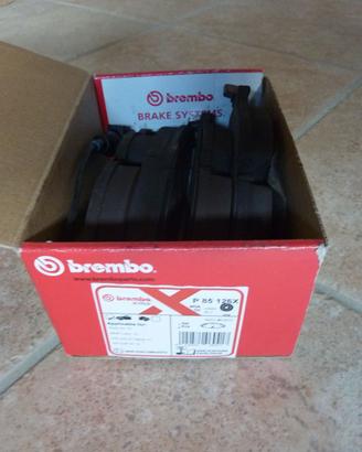 Pastiglie Brembo P85126 anteriori