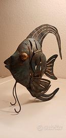 Portacandela pesce in lamiera lavorata a mano