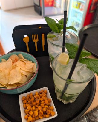 Barman/cameriera, disponibile da ottobre