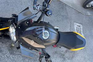 DUCATI Scrambler 800 full throttle