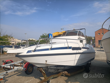 Barca semi cabinato 6,5 mt