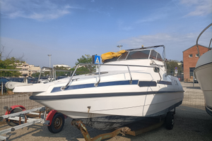 Barca semi cabinato 6,5 mt