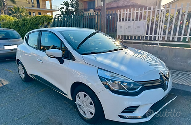 Renault Clio - km 18.415