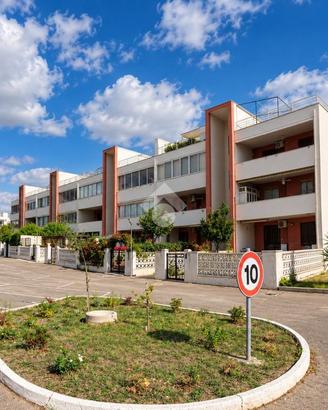2 LOCALI A MANFREDONIA