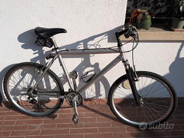 Bicicletta MTB