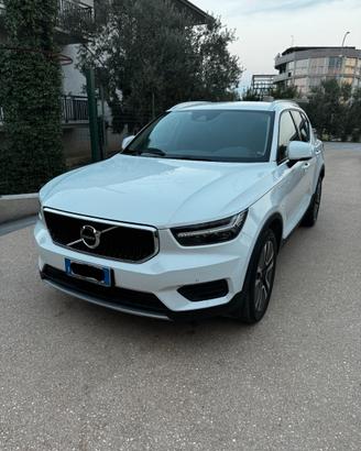Volvo xc40 (2017-->) - 2020