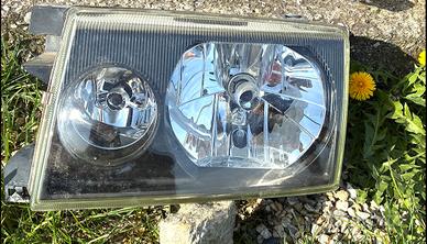 Faro sinistro Nissan terrano 2