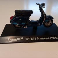 Modellino Vespa 125 ET3 Primavera (1976)