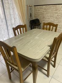 tavolo da cucina allungabile e sei sedie