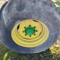 Gomme per mietitrebbie o sfalciatrici