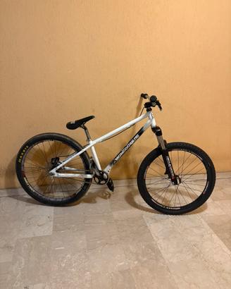 Bici dirt mongoose