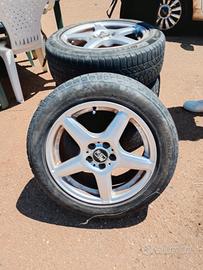 vengo cerchi in lega da 16 con gomme incluse