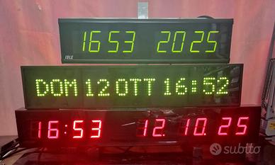 Orologi digitali luminosi 