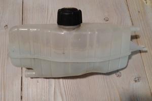 Vaschetta liquido raf. Renault Clio 3 - 8200149742
