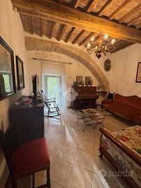 CASA SEMINDIPENDENTE A GIANO DELL'UMBRIA