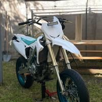 Motard 450 suzuki