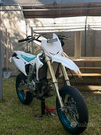 Motard 450 suzuki