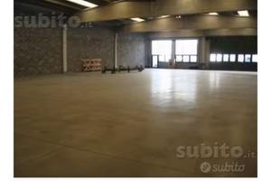 Capannone in Albenga