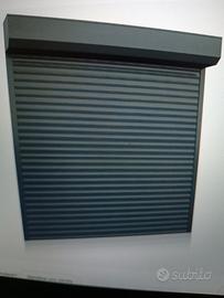 Porta garage elettrica coimbentata