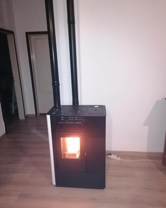 Stufa a pellet 9kw