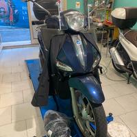 PARABREZZA Liberty 125 ABS 2017 nuovo Isotta