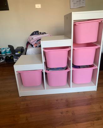 Mobile bambini Ikea  lampadario appendi abiti thun