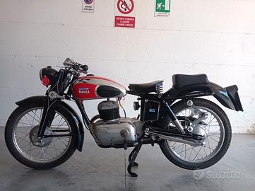 Moto Parilla 250