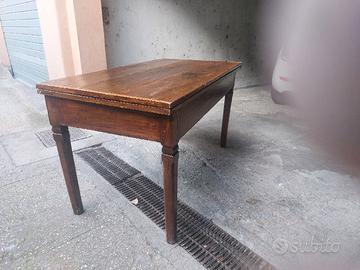 tavolo contenitore a libro