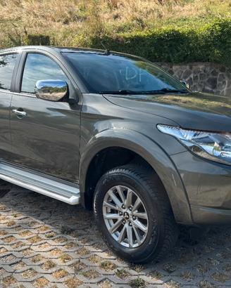 Mitsubishi L200 Double Cab L200 d.cab 2.4d Intense