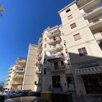 3 LOCALI A TORRE DEL GRECO