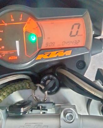 ktm 690 supermoto 