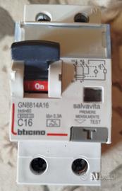 interruttore magnetotermico 