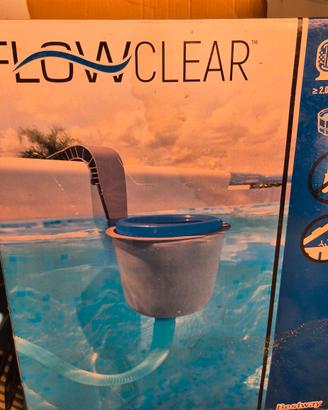 skimmer per piscina