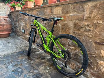 Cube AMS 120 Pro Series Bici