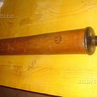 Vecchia siringa per aspirare liquidi