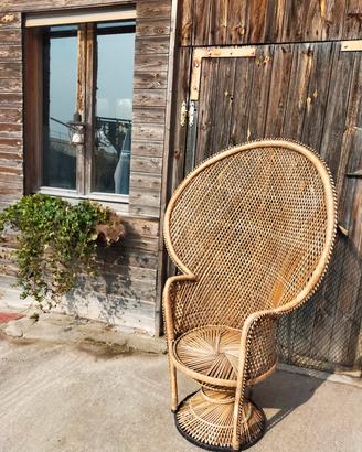 poltrona in vimini "pavone"