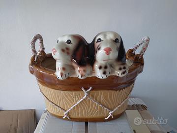 Vaso in ceramica. souvenir trulli