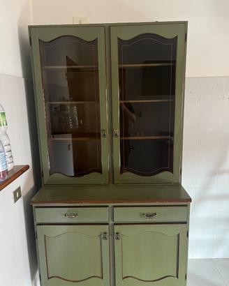 Pensili e credenza da cucina
