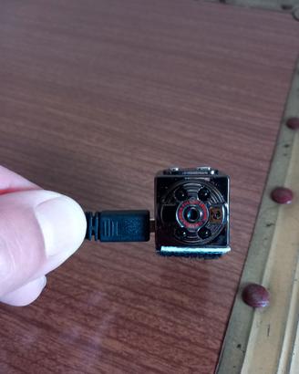 Micro camera HD con visione notturna e mic