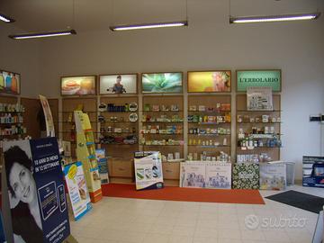 Arrredamento farmacia-parafarmacia-profumeria-bio