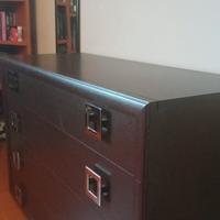 Comó e due comodini 