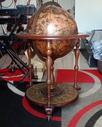 mappamondo bar mobile da pavimento  in legno 
