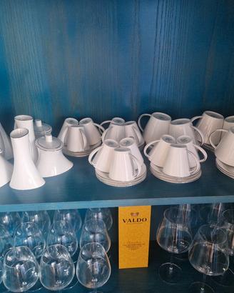 Prestigioso servizio di piatti e caffè  platino