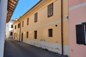 Appartamento bicamere da ristrutturare